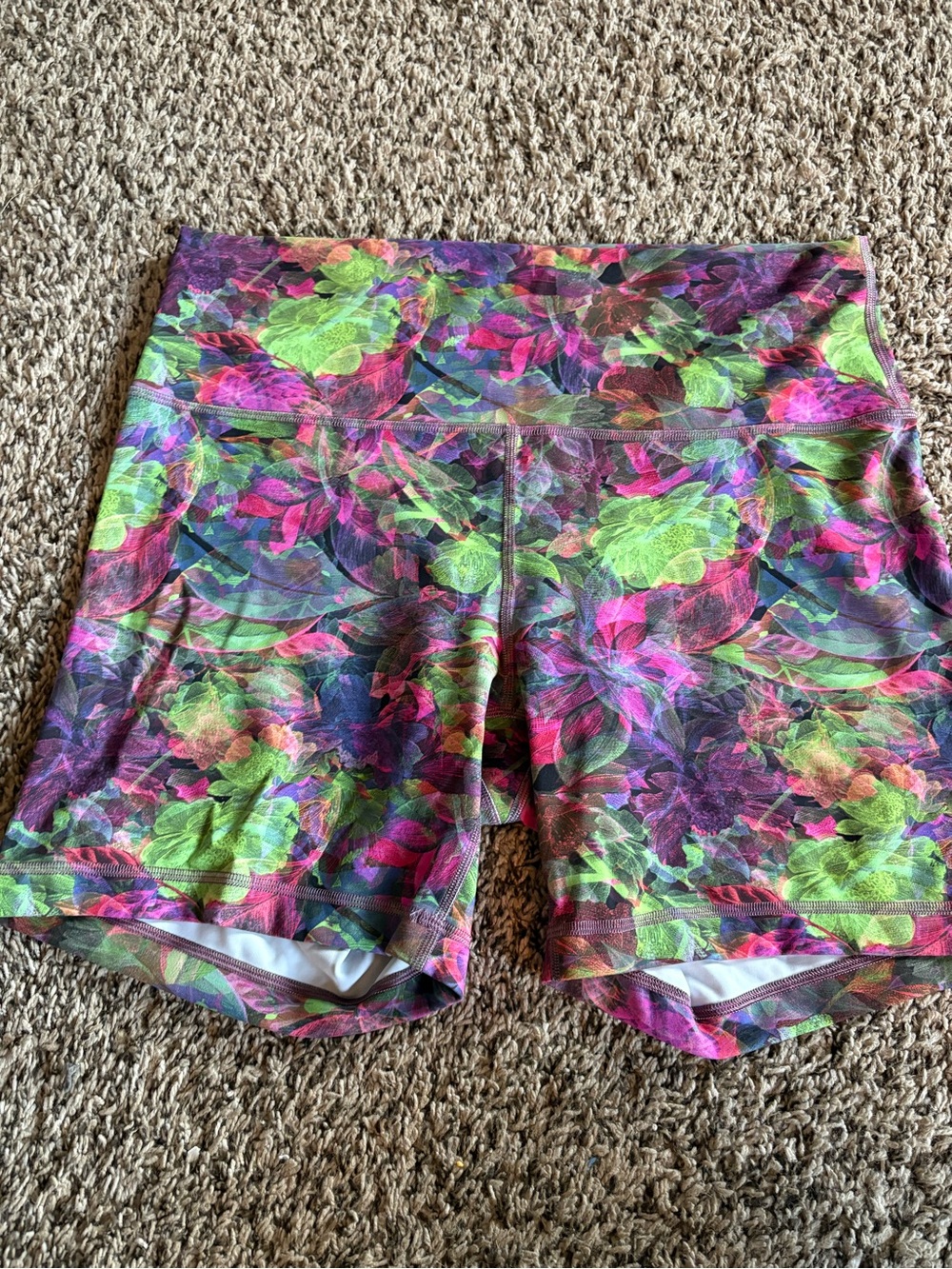 Women’s Wunder Train High-Rise 6” Shorts - Neon Multi